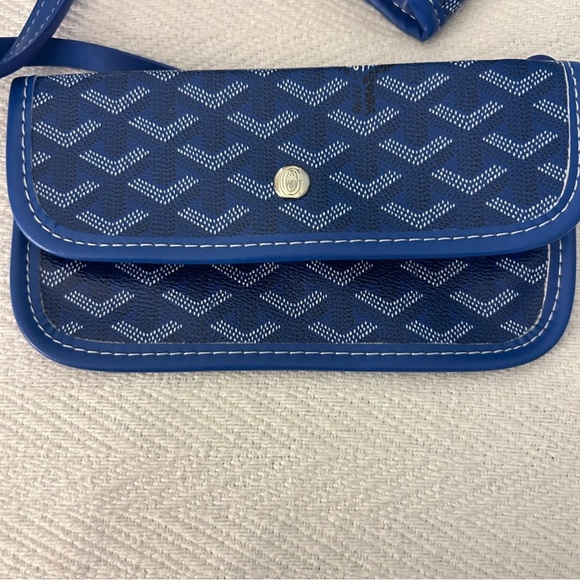 Designer style Stylish Blue Tote Bag with Matching Pouch inspired tote - Picture 5 of 6